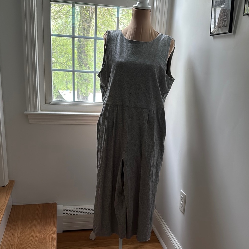 Eileen Fisher Gray Sleeveless Jumpsuit - empire waist with pockets!